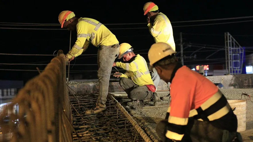 intercambiador a desnivel de la circunvalacion de chitre, con un avance de 77%