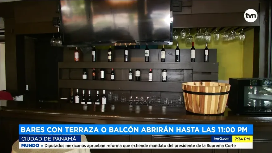 Panameños aprovechan la reapertura de bares