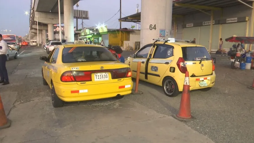 Transportistas en Panamá se mantienen en alerta ante modificaciones de leyes.