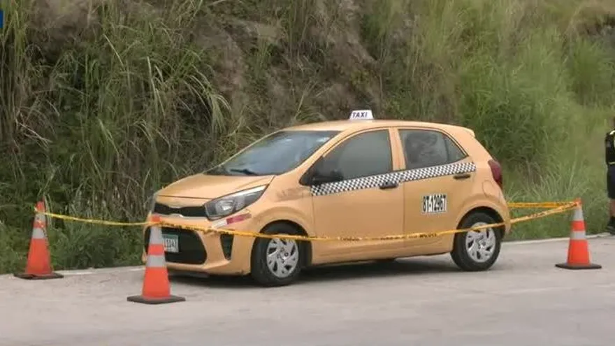 Panama authorities search for taxi driver after vehicle found abandoned