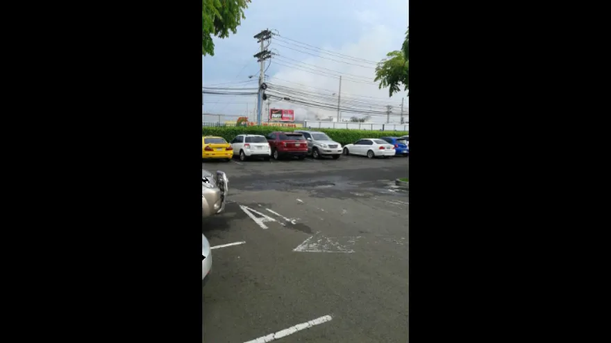 Incendio en almacén La Oca Loca