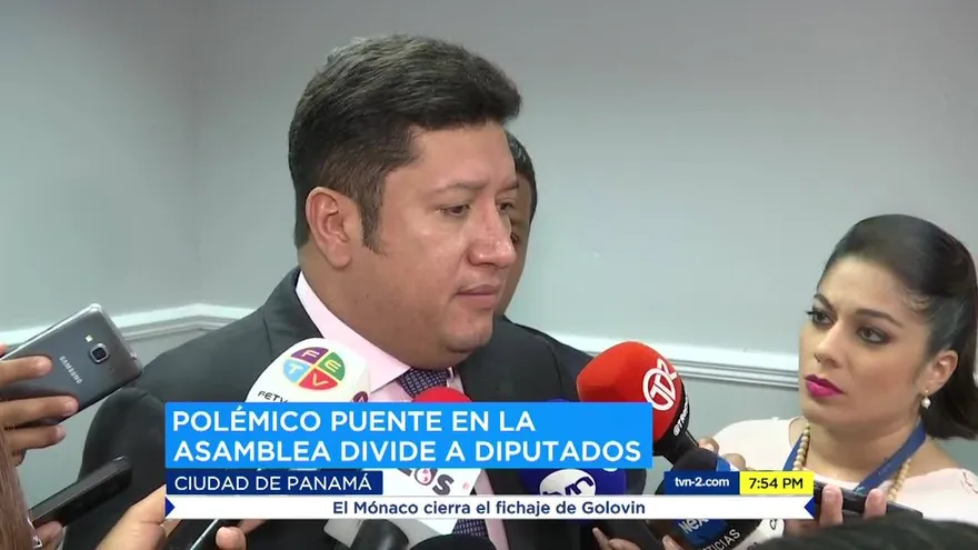 Cuestionan construcción de puente peatonal en la AN