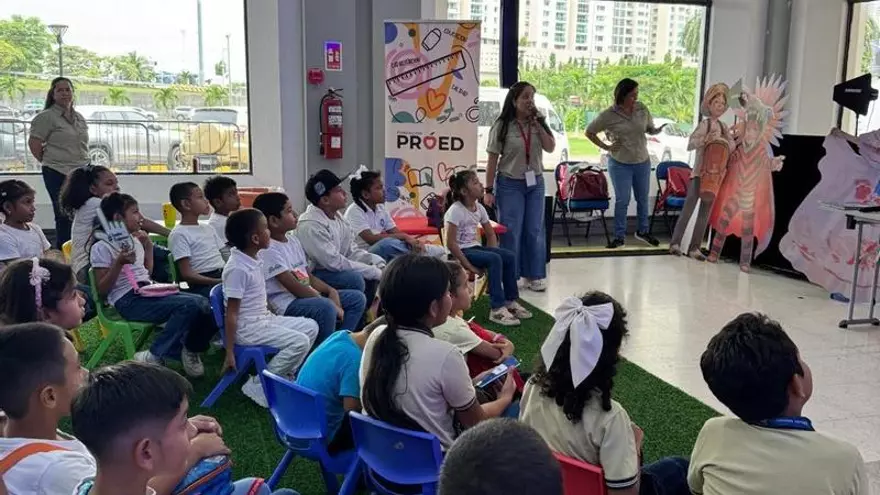 Fundación ProEd comparte estrategias educativas en la FIL Panamá 2025