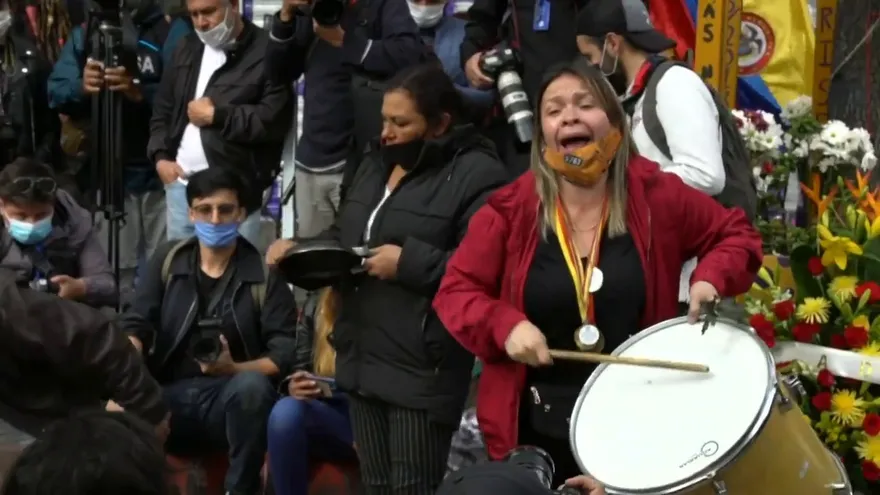 Homenaje en Bogotá a joven que murió a manos de policía en protestas de 2019