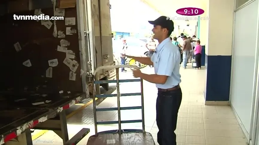 Reportaje - Un día en los correos nacionales