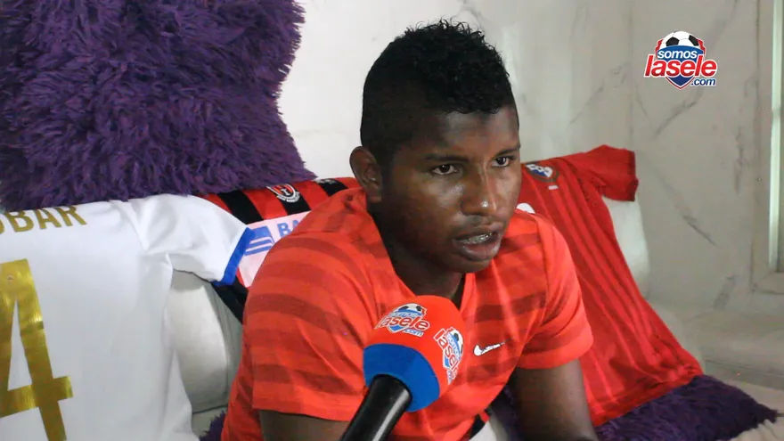 Entrevista con Fidel Escobar antes de partir hacia el Sporting Lisboa de Portugal