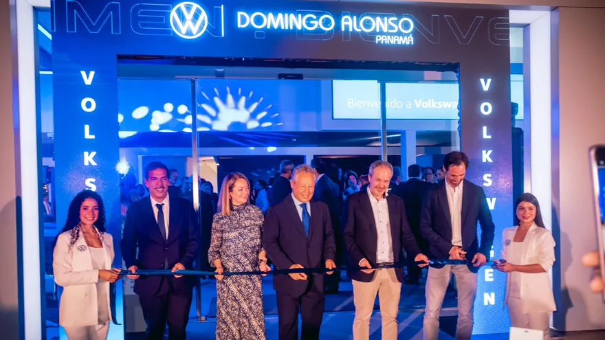 Con esta operación, el grupo de origen canario desembarca en el país con su experiencia de más de 90 años como compañía