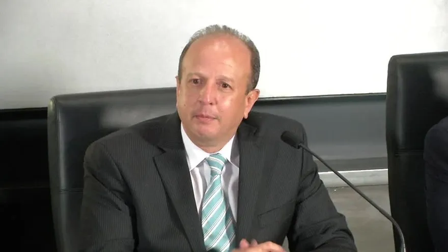 Descontento ante modificaciones de Ley de Contrataciones Públicas