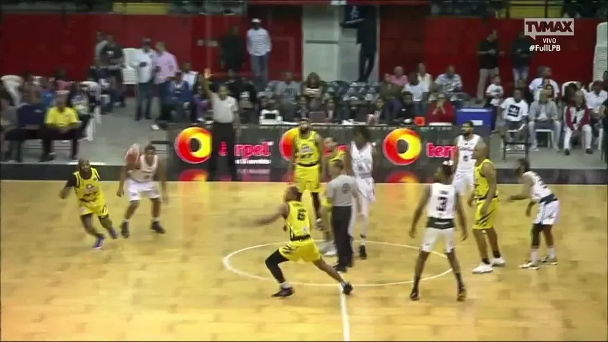 Caballos de Coclé se llevan la victoria ante Correcaminos de Colón