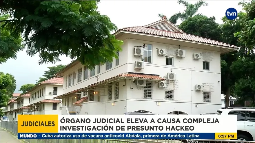 Declaran causa compleja el caso de su supuesto hackeo contra André Conte