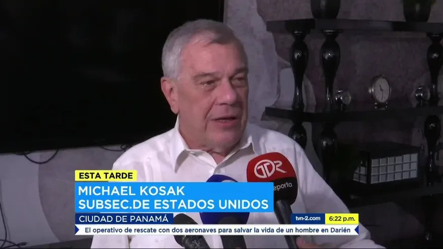 Kozak se reúne con jóvenes emprendedores del país