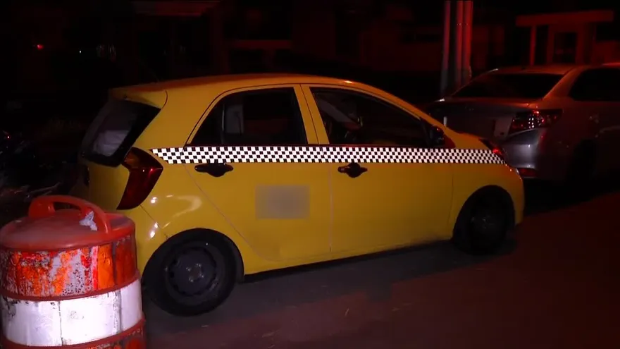 Delincuentes asaltan a varios jóvenes en El Carmen