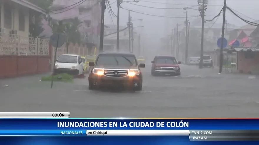 Se reportan inundaciones en la ciudad de Colón