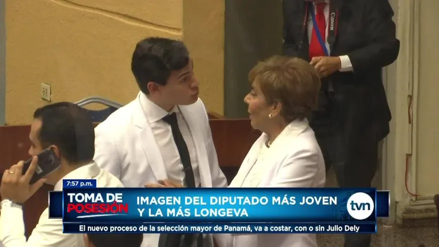 Ocurrencias de la primera sesión de la nueva Asamblea