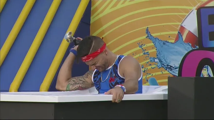 Frío intenso el que viven los guerreros en Resistencia Bajo Cero