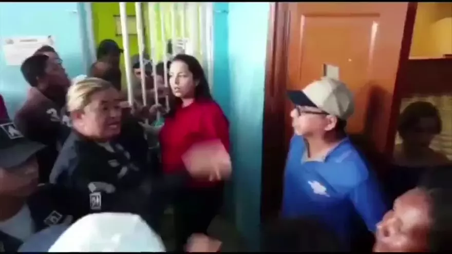 Enfrentamientos en la Feria de La Chorrera por acción judicial