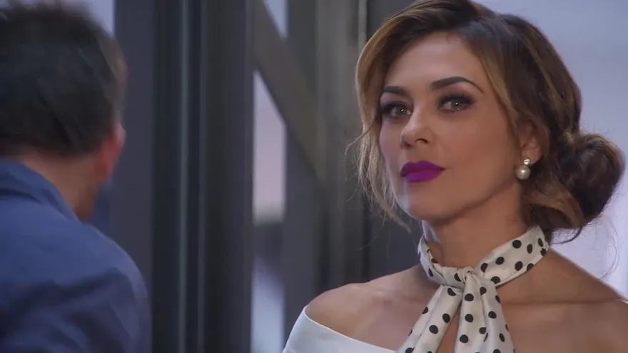 Capítulo 20: "Altagracia pone fin al litigio de la vecindad"