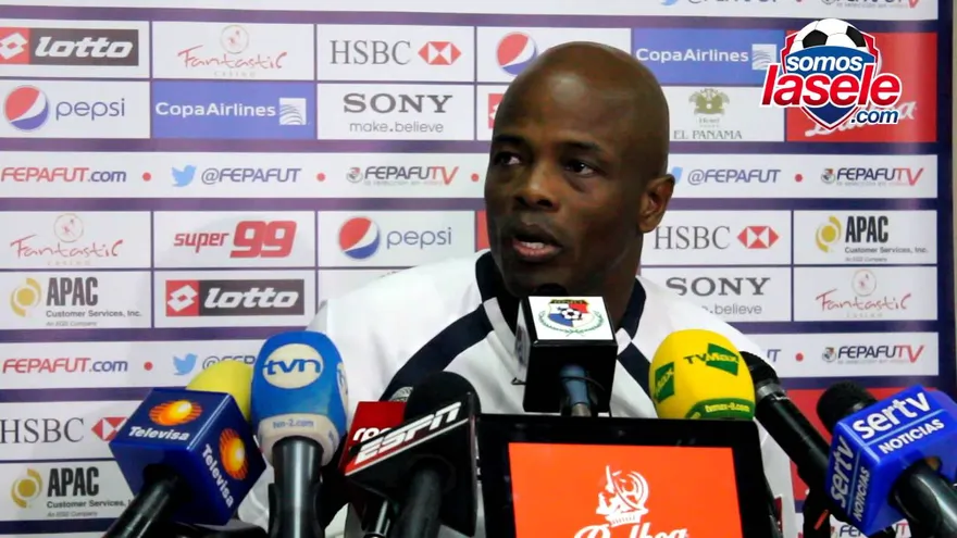 Primera parte de la conferencia con Julio Dely Valdés previo a enfrentar a EE.UU.