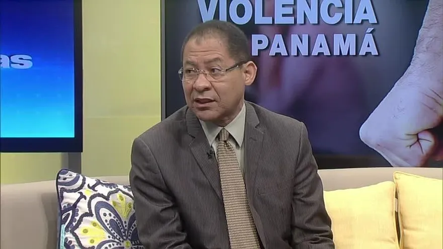 Liriola Leoteau, directora del INAMU y LuisVergues