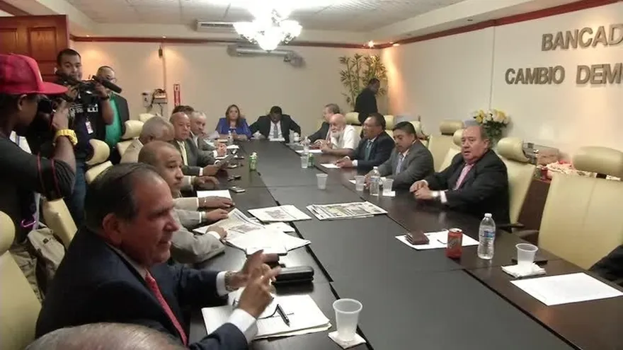 Cuestionan legalidad de proceso disciplinario a diputados de CD