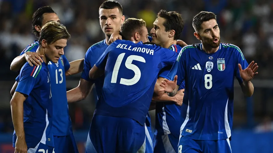 Italy appoints Mancini as coach, Ranieri as technical director to revive national team