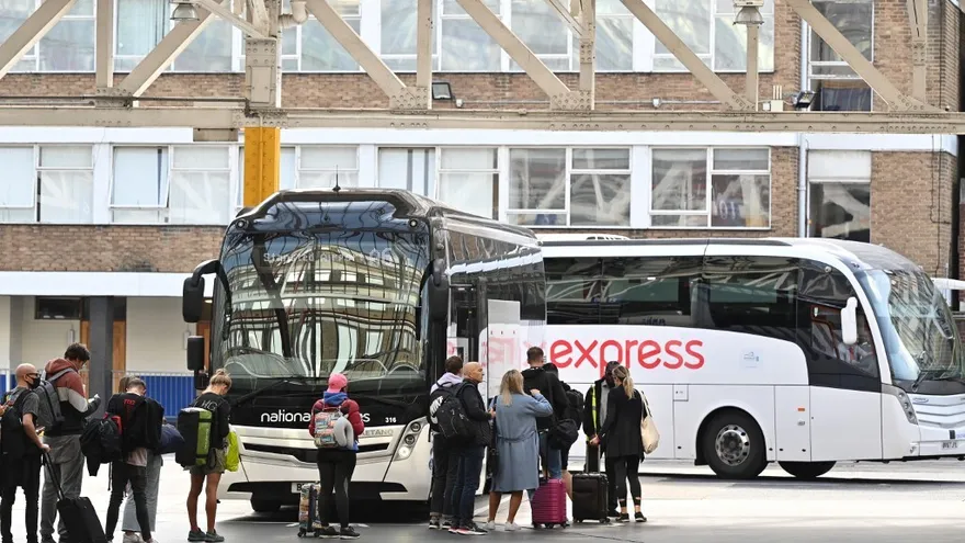 Reino Unido prepara inversión multimillonaria en transporte.