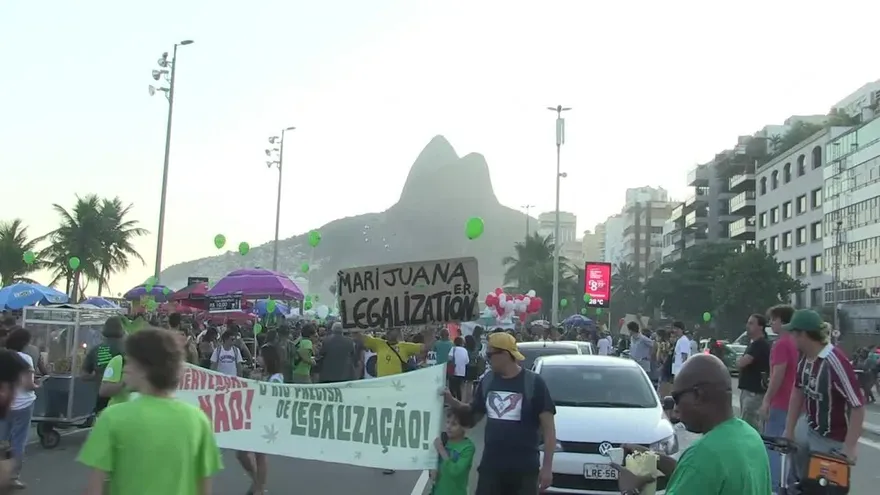 Manifestaciones en Brasil y Colombia por regulación de marihuana