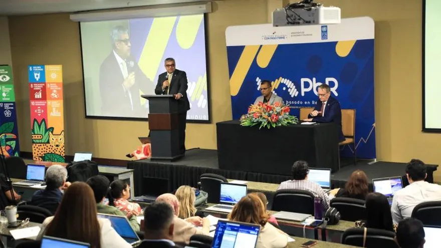 MEF busca fortalecer capacidades de 34 instituciones para mejorar el uso del presupuesto de la Nación