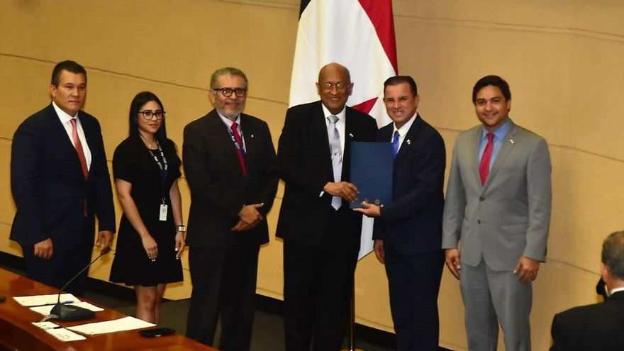 Presentan proyecto de ley que crea la Superintendencia de Sujetos no Financiero