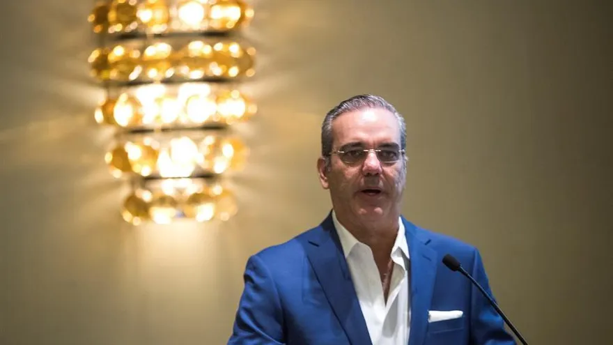 Abinader jura como nuevo presidente de República Dominicana