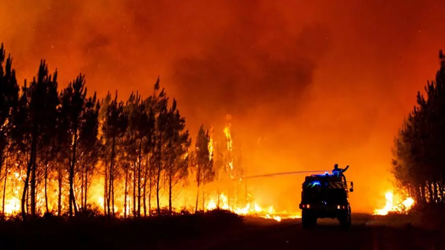 Imágen con fines ilustrativos, incendio en Francia (2022)