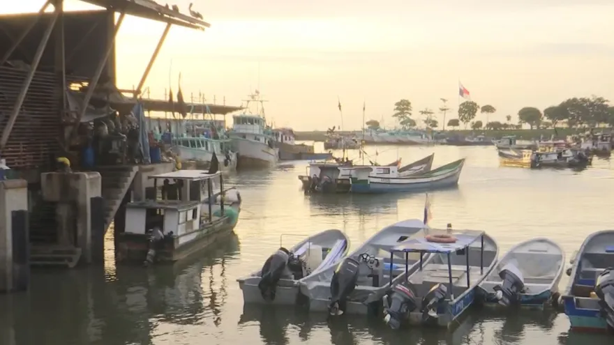 Pescadores denuncian caída en la producción por calentamiento del mar