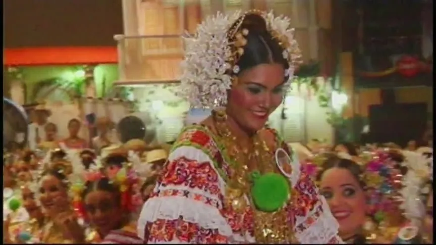 Escogen a soberanas del Festival Nacional de la Pollera