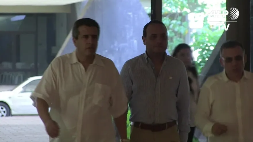 Colombianos discuten cómo refrendar acuerdos de paz