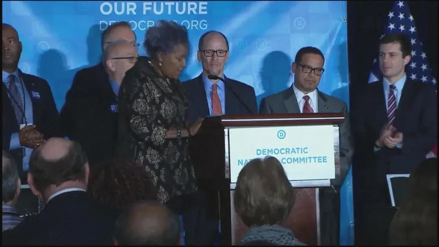 Un hispano dirigirá por primera vez el partido demócrata