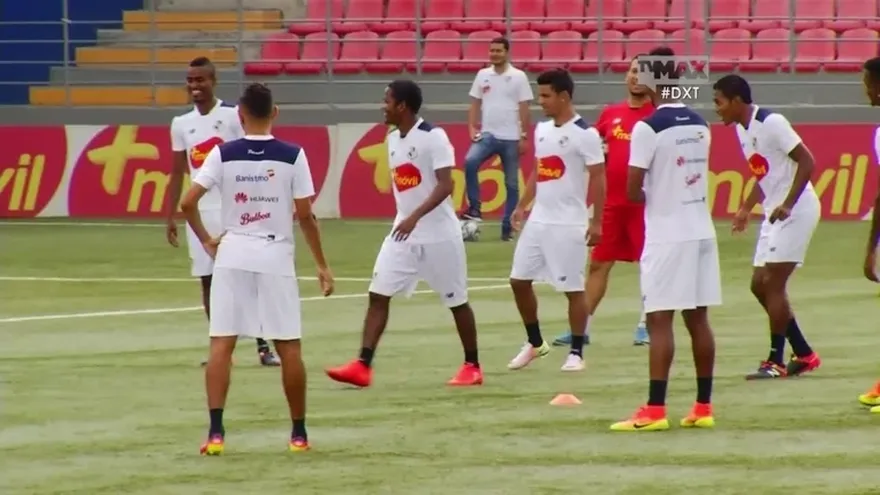 Hernán 'Bolillo' Gómez definió la alineación