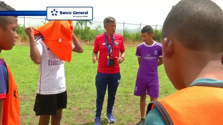 ‘Chino’ Morales, el profe que marca vidas