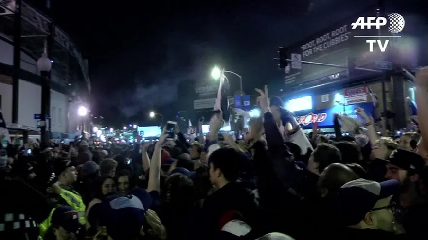 Chicago celebra ansiada corona de sus Cachorros