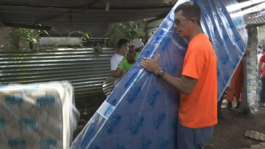 Entregan ayuda a damnificados por inundaciones en Chiriquí