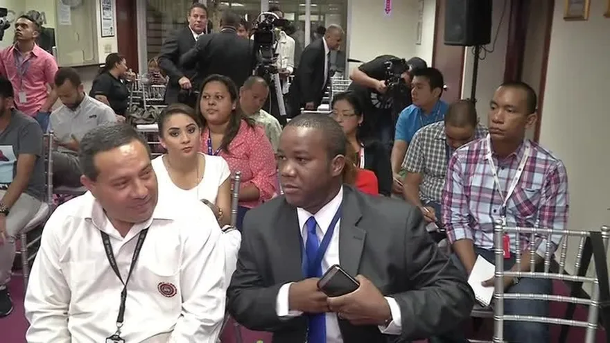 Contraloría presenta informe anual