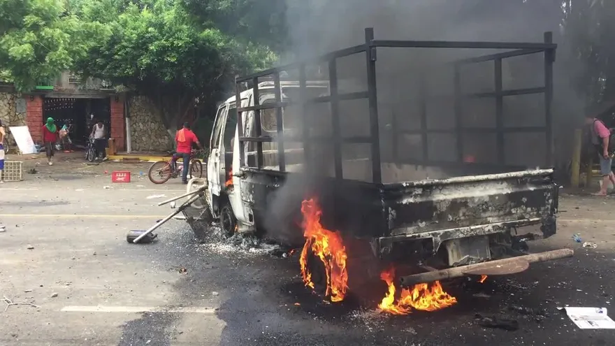 Caos y protestas en Nicaragua antes del diálogo