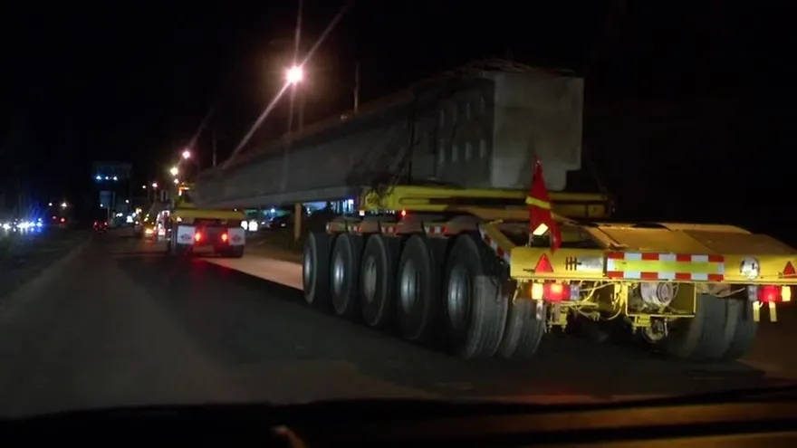 Traslado de vigas U para la Línea 2 del Metro de Panamá