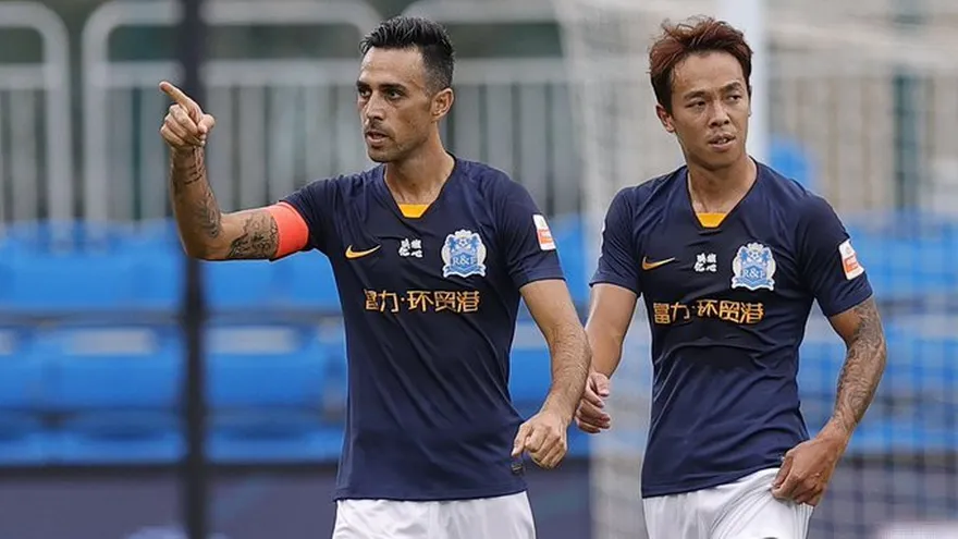 Los futbolistas de la liga china, contra la claustrofobia en su 'burbuja'