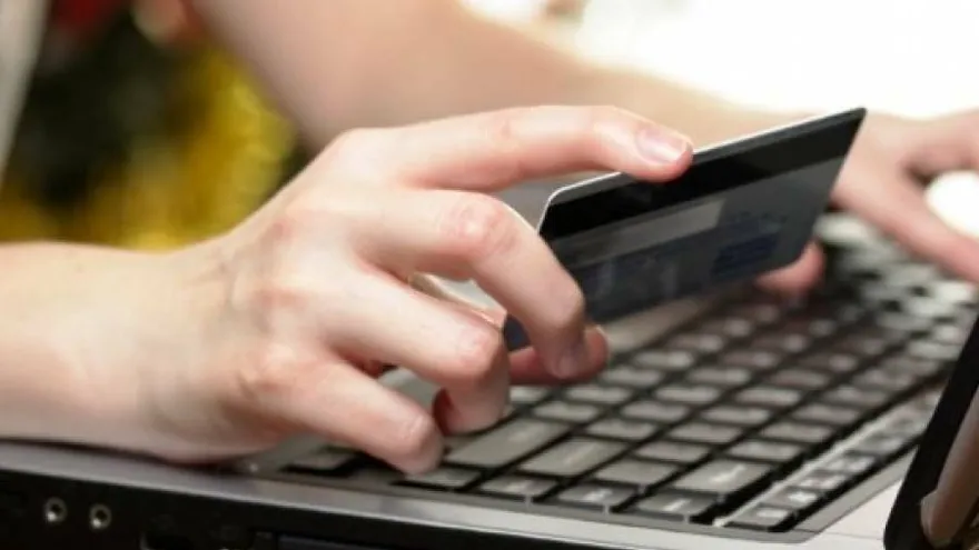 Centroamérica se resiste a dejar el efectivo frente a tarjetas bancarias