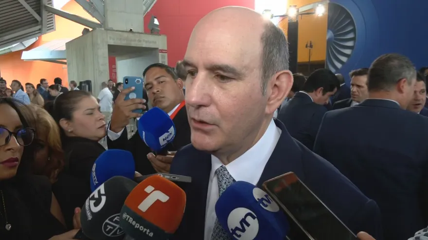Ministro Chapman se desmarca de proyecto de bioetanol: 'el que no la debe, no la teme'