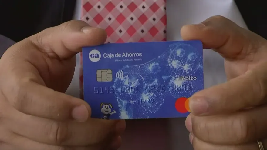 Así funcionará el pago del Pase-U con tarjetas de débito de la Caja de Ahorros