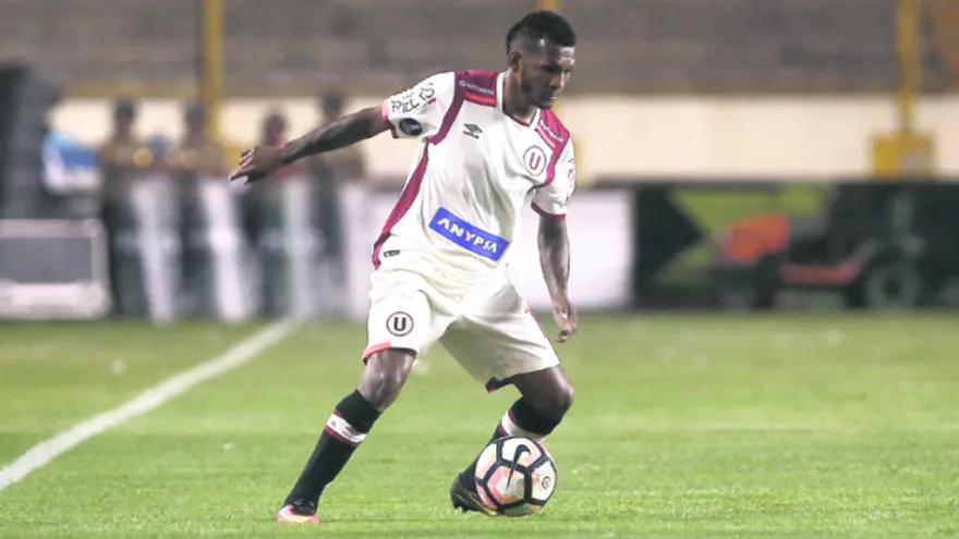 El panameño Alberto Quintero volvió a brillar con el Universitario