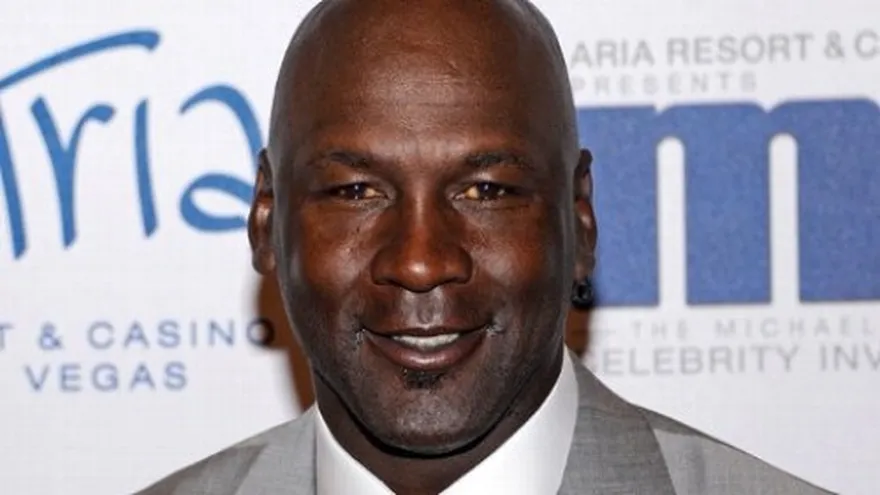 Jordan y jugadores de la NBA recaudarán dinero para Obama