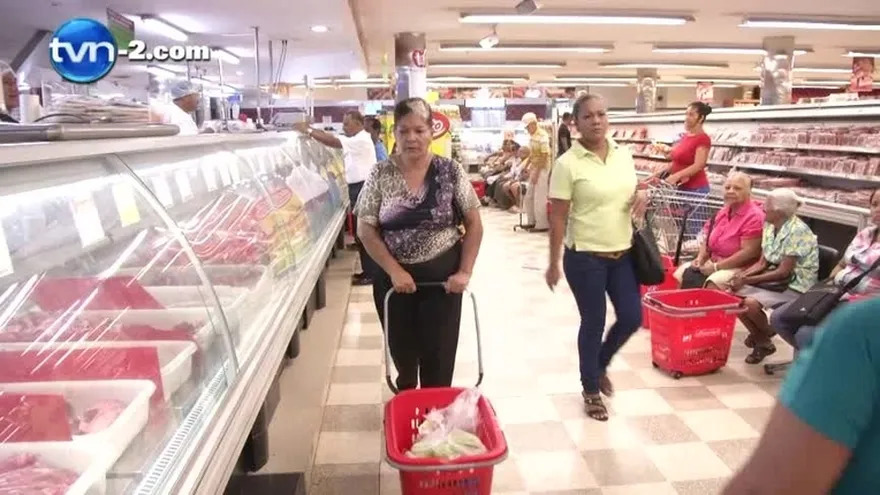 Panameños entre la luz y la sombra con el control de precios de emergencia