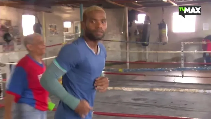 Jezreel Corrales viajará a Japón para defender su título